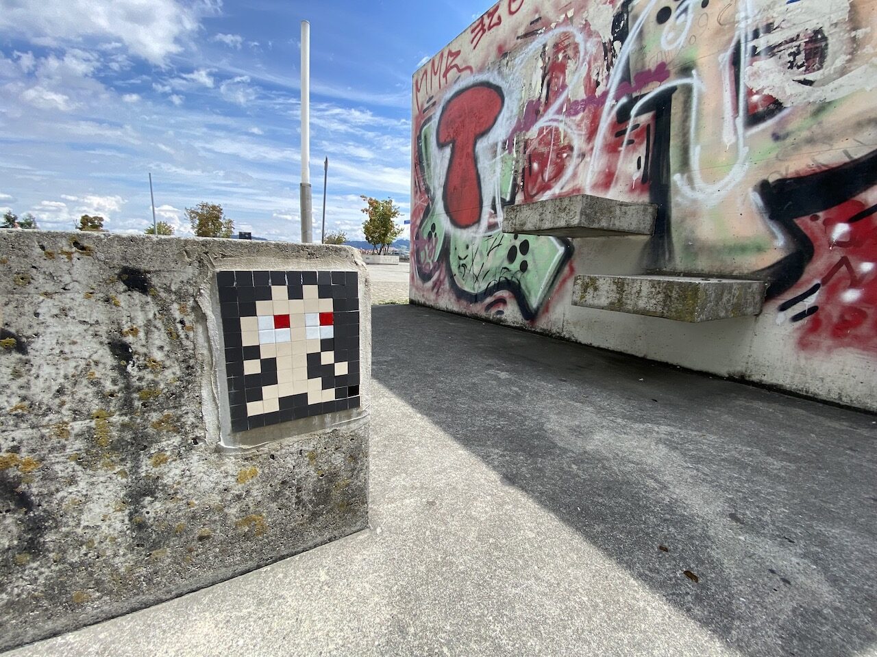 BRN_28, Space Invader on Hochschulstrasse — Street art by Invader in Bern
