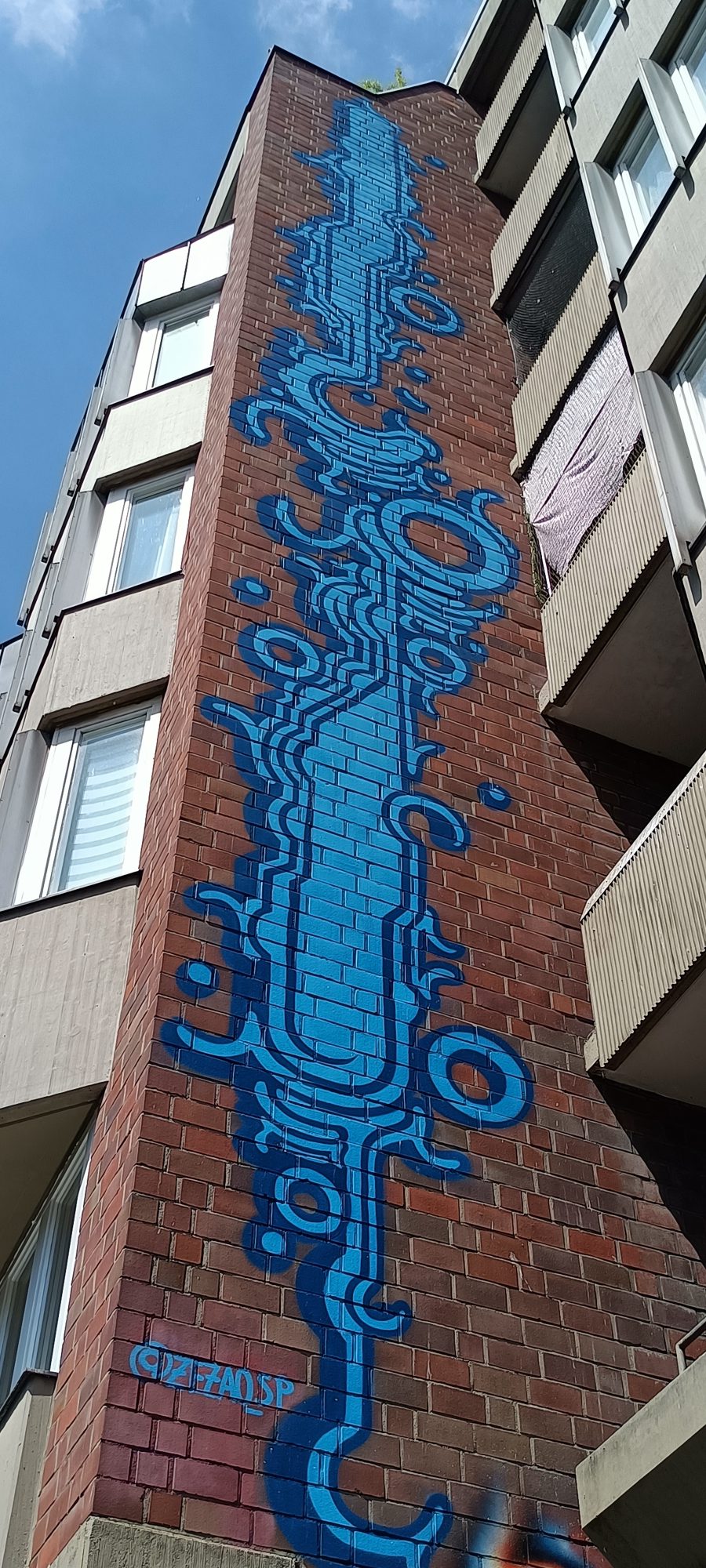 Blue Vício by Zezão — Street art by Zezão in Berlin