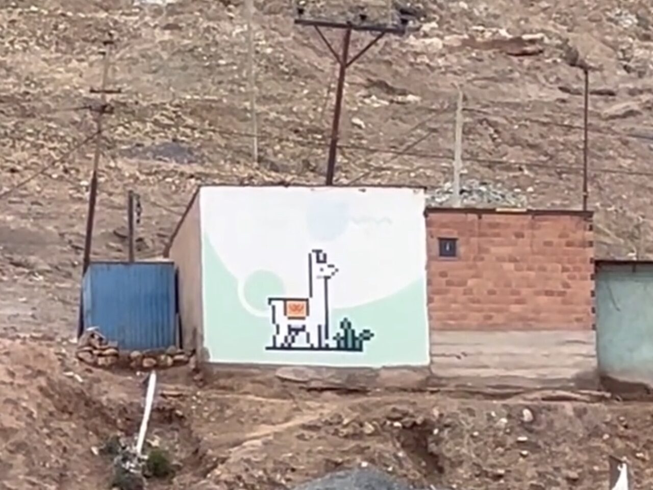 POTI_11, Space Invader de Camino Norte a la Cima del Cerro Rico — Street art de Invader à Potosí