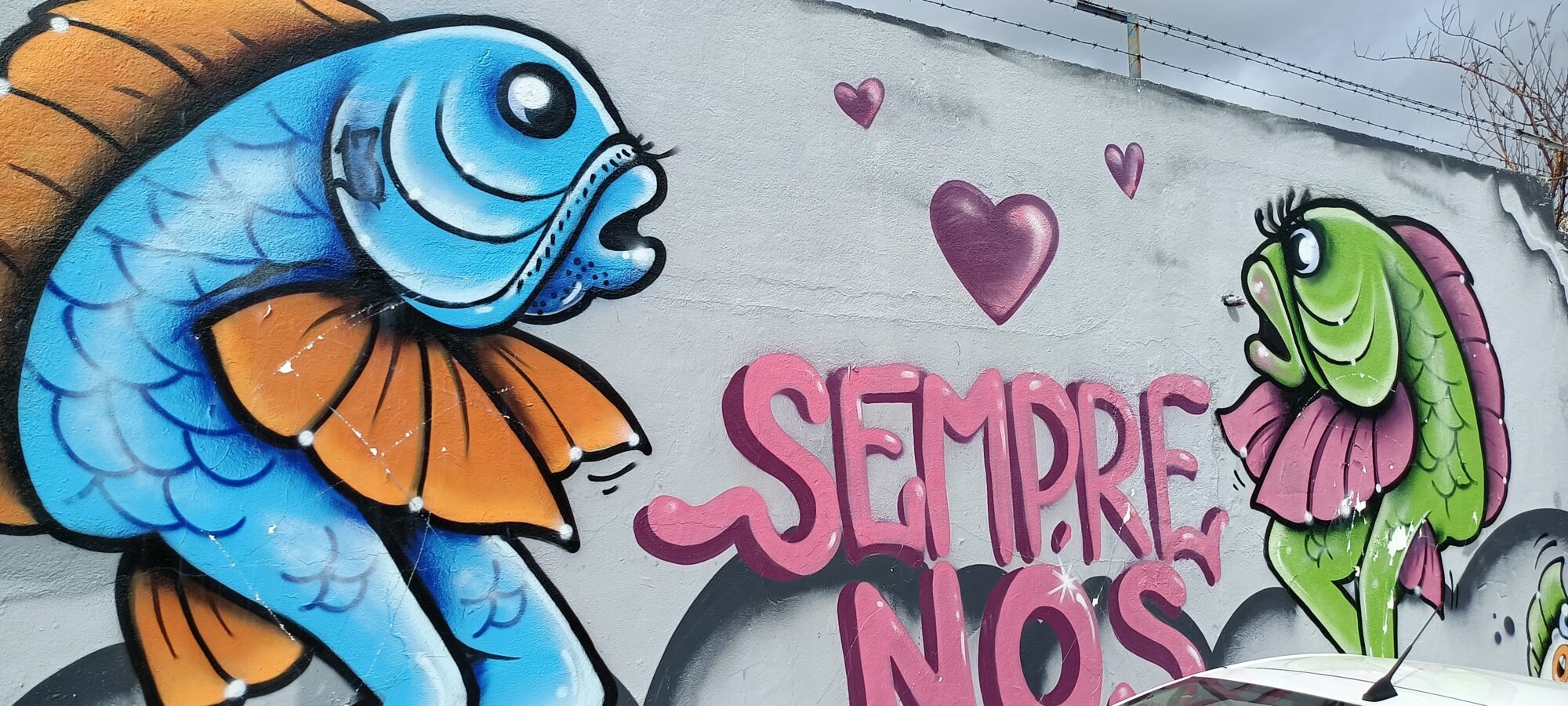 Sempre Nós, Two Fish in Love — Street art in Almada