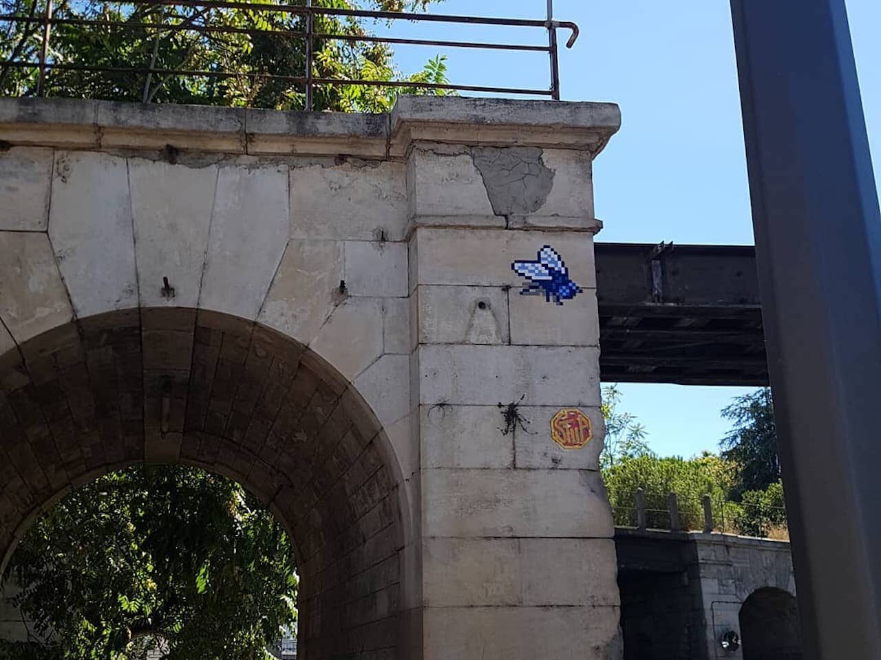 MARS_81, Space Invader du boulevard des Aciéries — Street art de Invader à Marseille