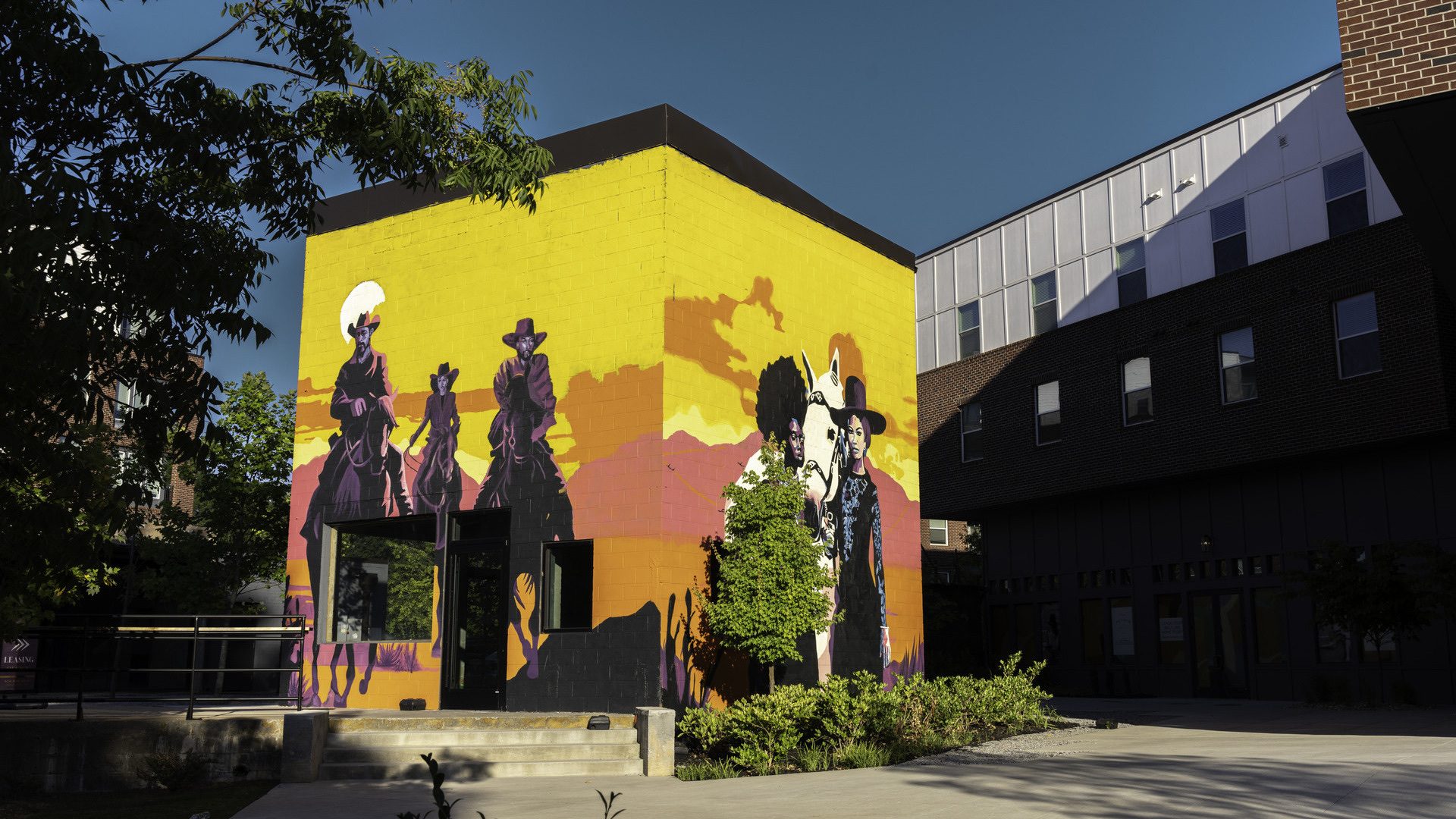 Renascent — Street art de Aziza Andre' à Atlanta