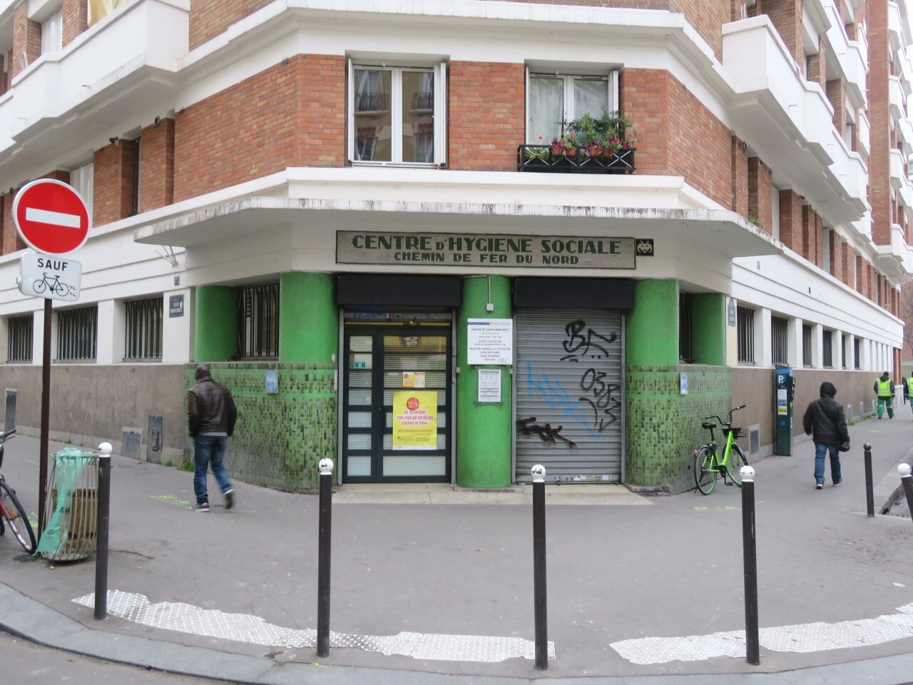 PA_336, Space Invader de la rue Marcadet — Street art de Invader à Paris