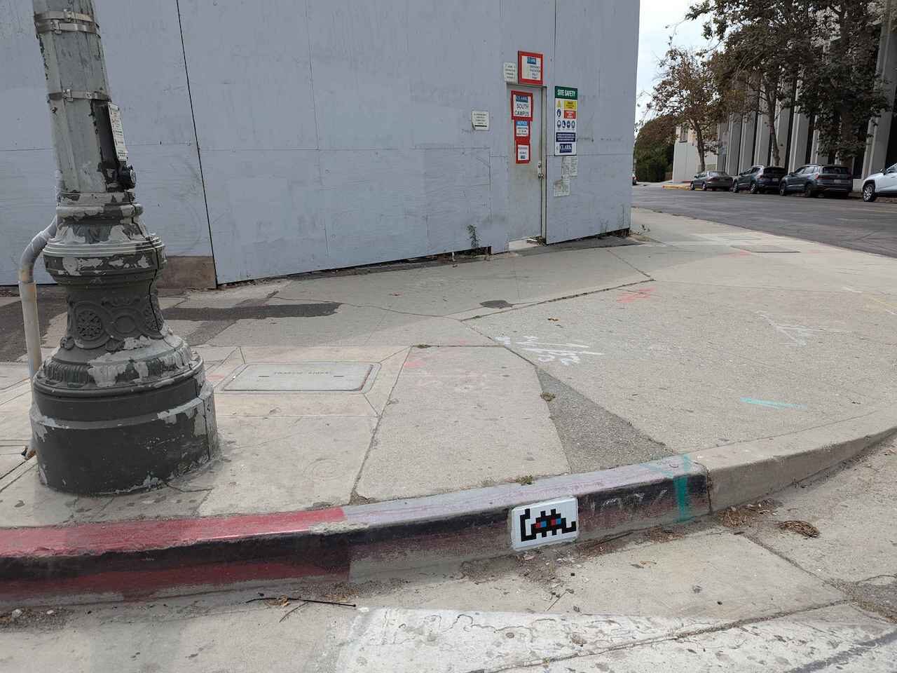 LA_36, Space Invader on 5896 Wilshire Blvd — Street art by Invader in Los Angeles