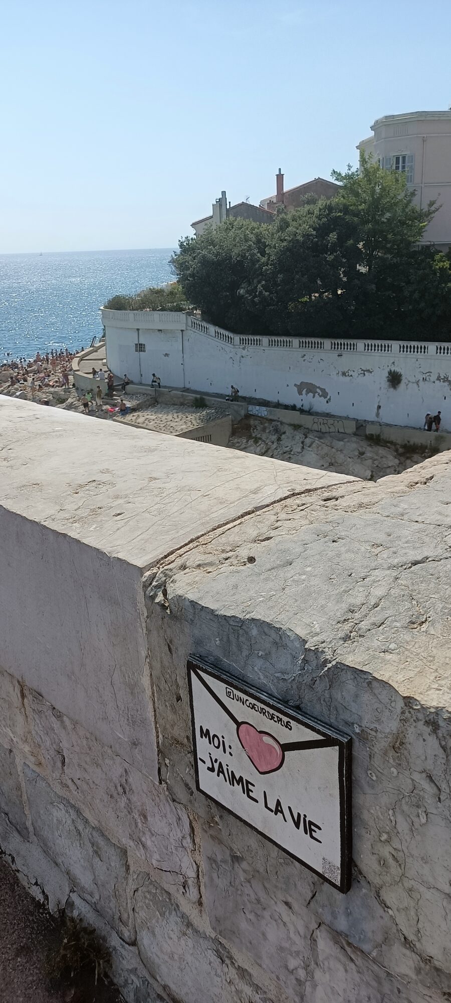 Me: I love life, Rue Victor Maurel — Street art by Un Coeur de Plus in Marseille