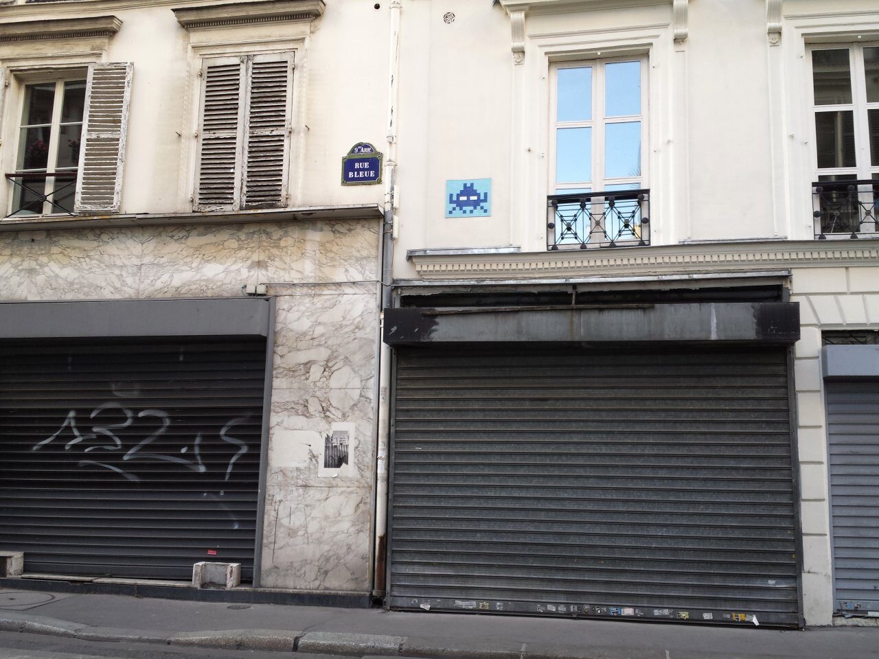 PA_730, Space Invader on 6 Rue Bleue — Street art by Invader in Paris