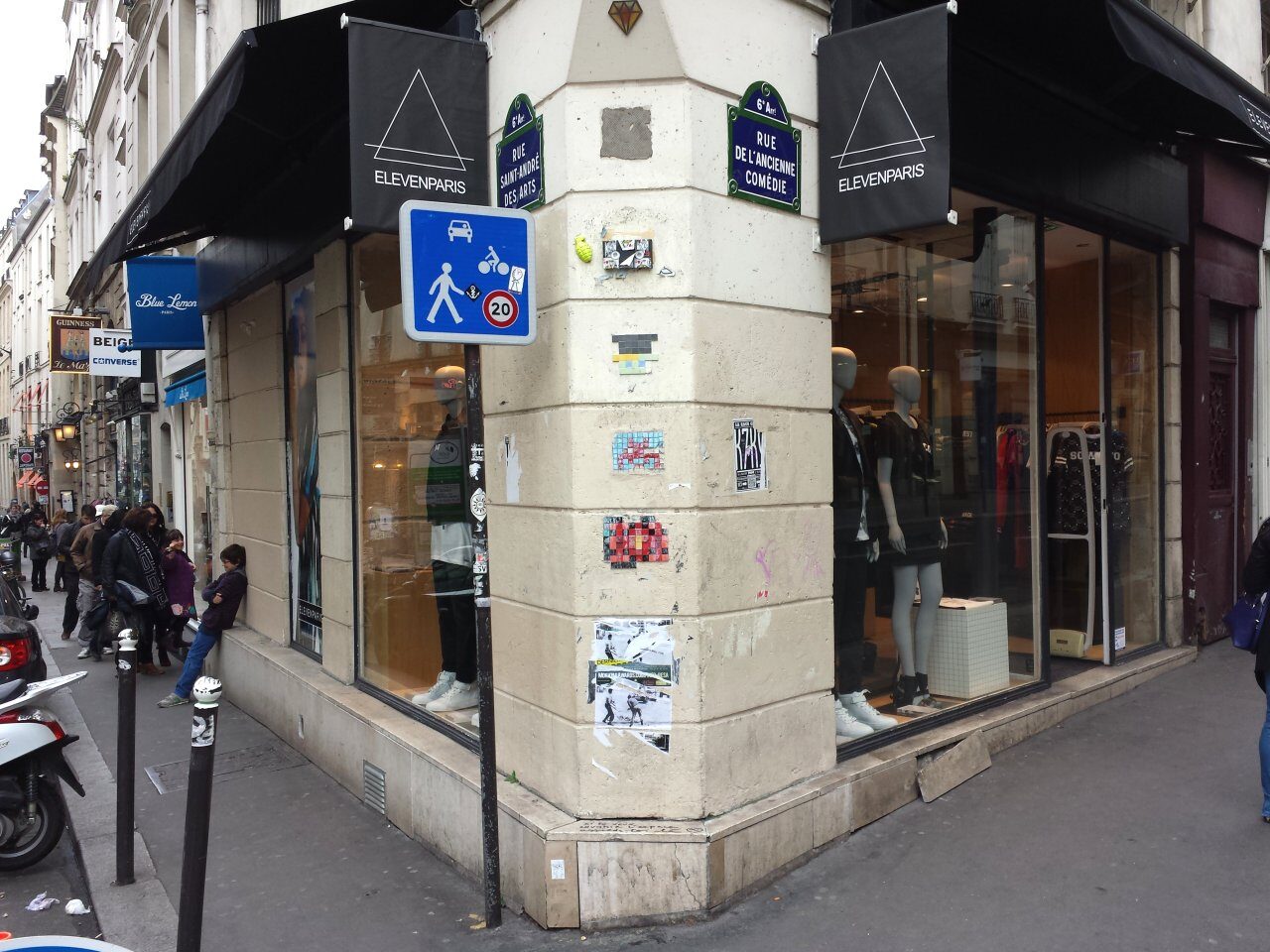 PA_44, Space Invader de la rue de l'Ancienne-Comédie — Street art de Invader à Paris
