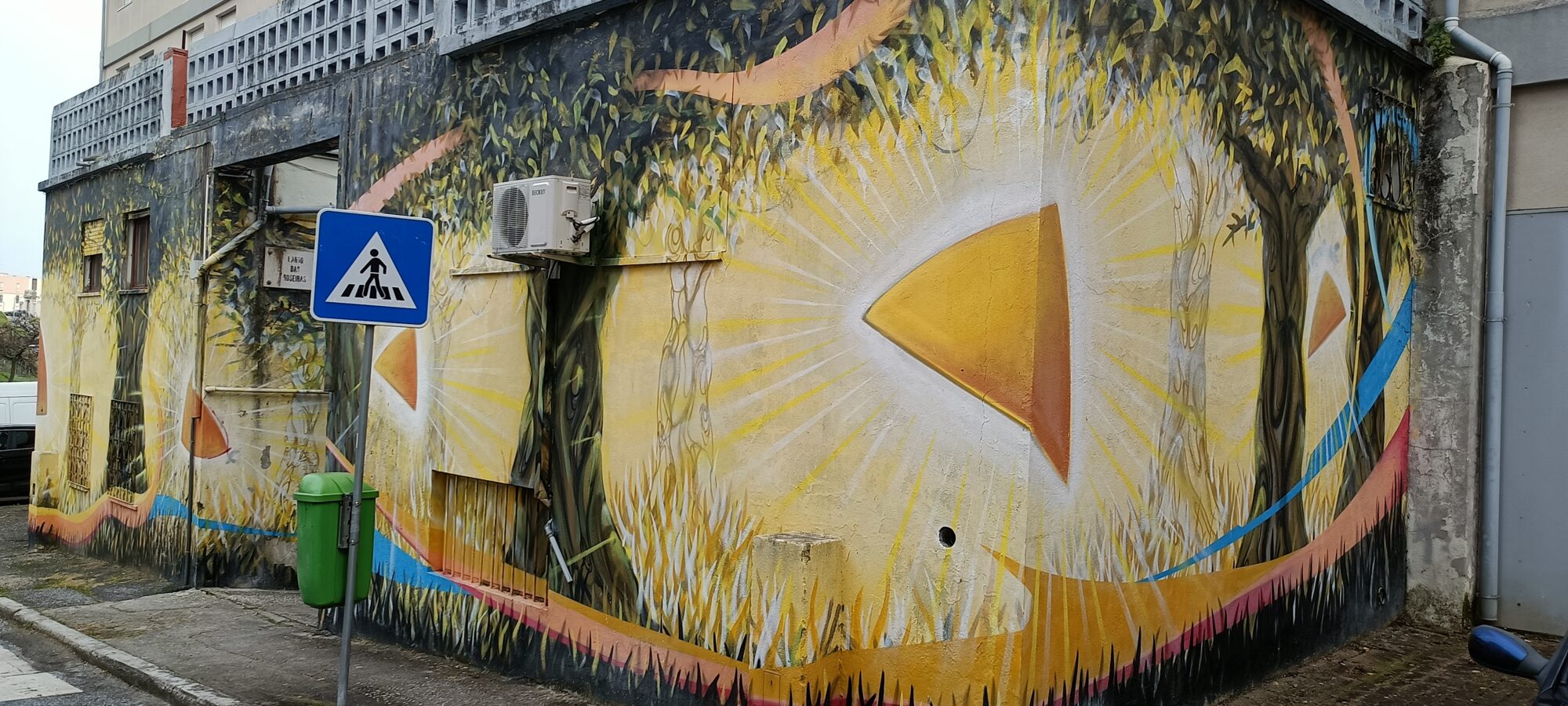 Golden Wheat Field and Orange Triangle — Street art in Lisboa