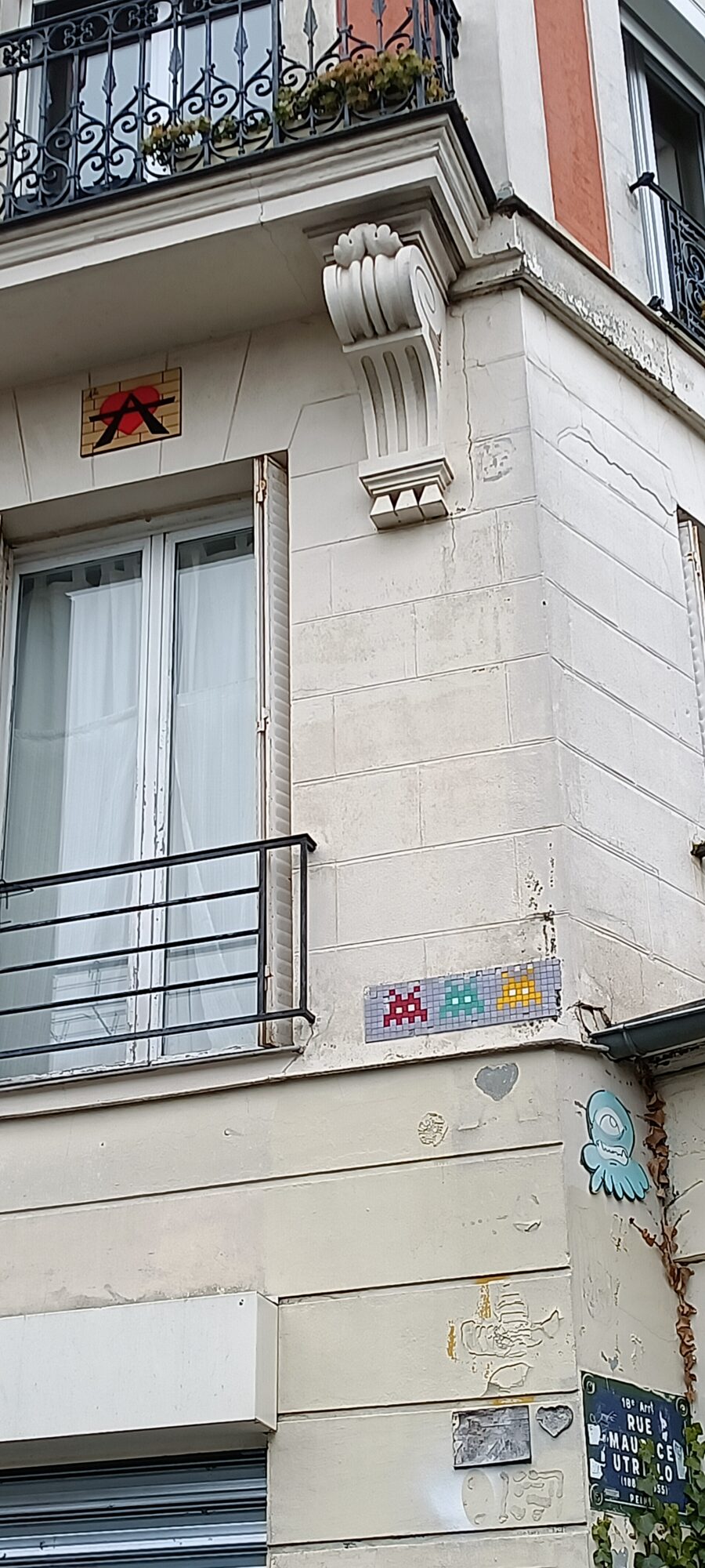 PA_644, Space Invader on Rue Maurice Utrillo — Street art by Invader in Paris