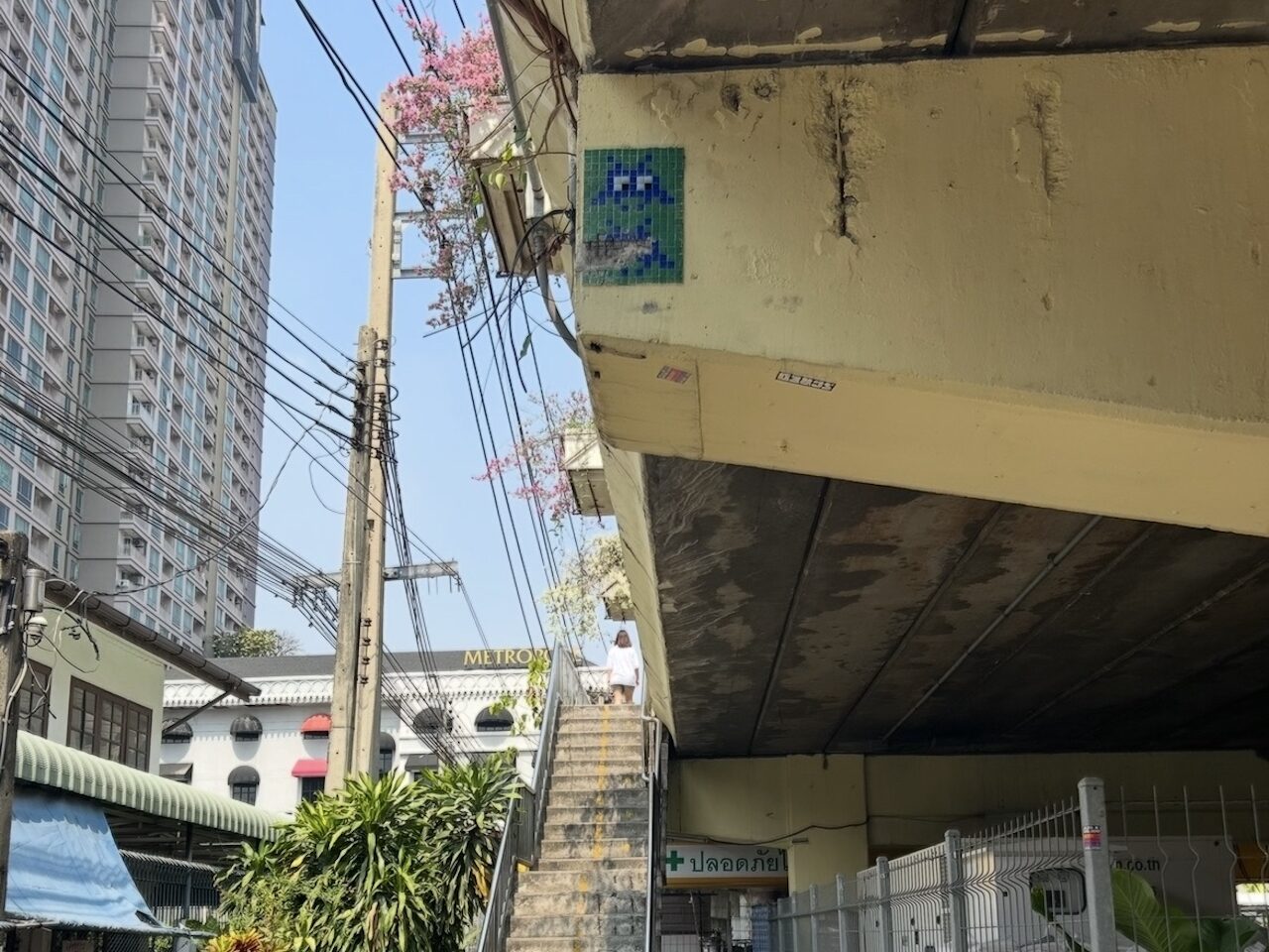 BGK_46, Space Invader on Soi Sukhumvit 55 — Street art by Invader in Bangkok