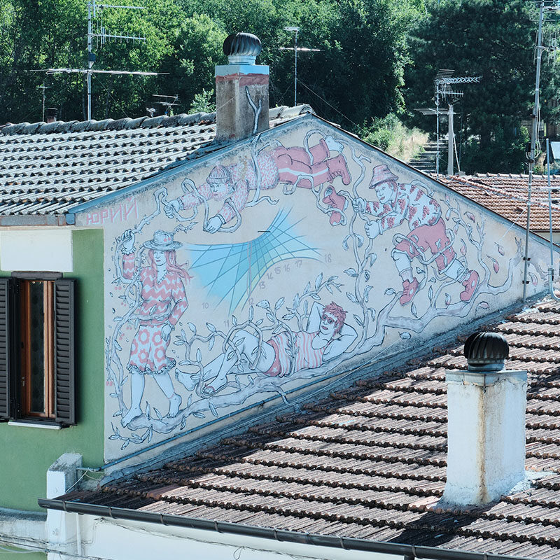 Sundial (Yuri HOPN) — Street art by Yuri HOPN in Aielli