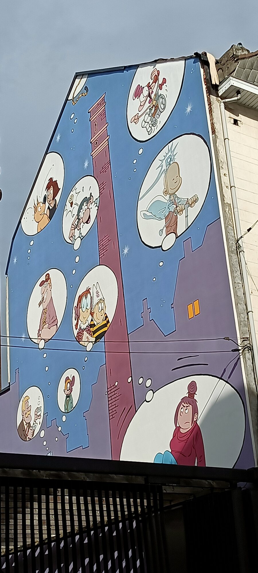 Tour à Plomb, a tribute to Zidrou by Turk — Street art by Turk in Bruxelles