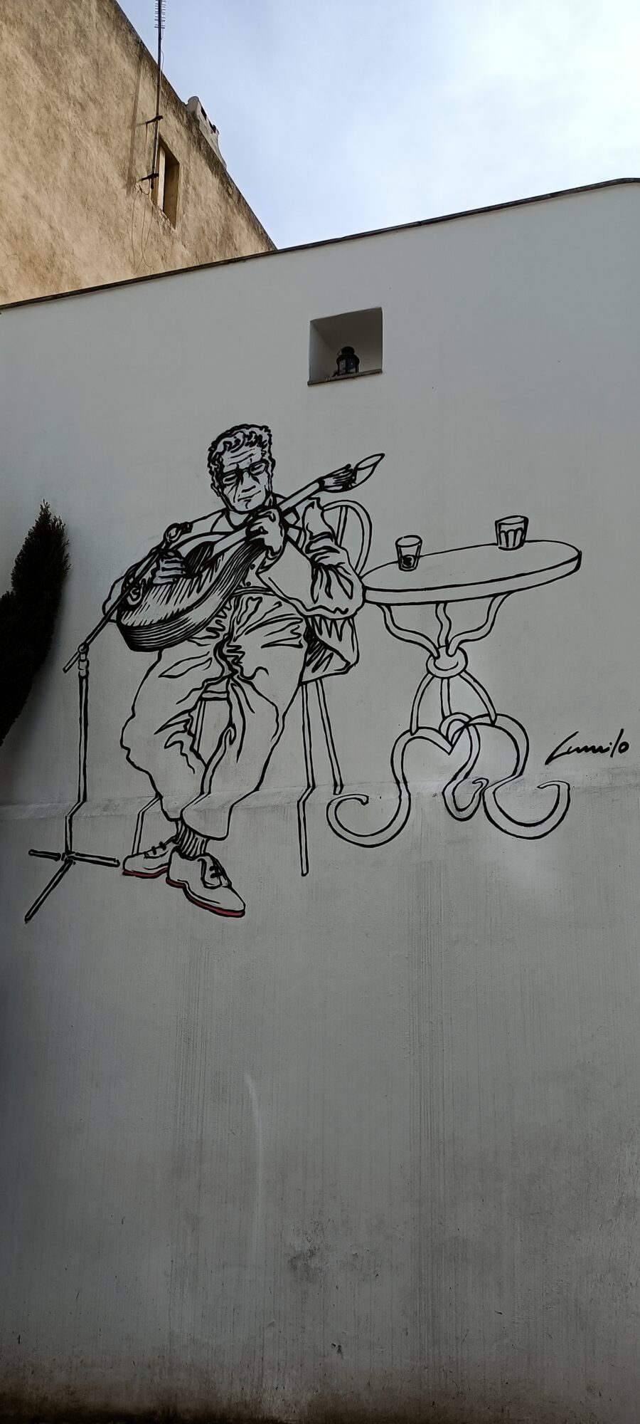 Line-Drawn Fado Guitarist by Camilo — Street art by Camilo in Lisboa