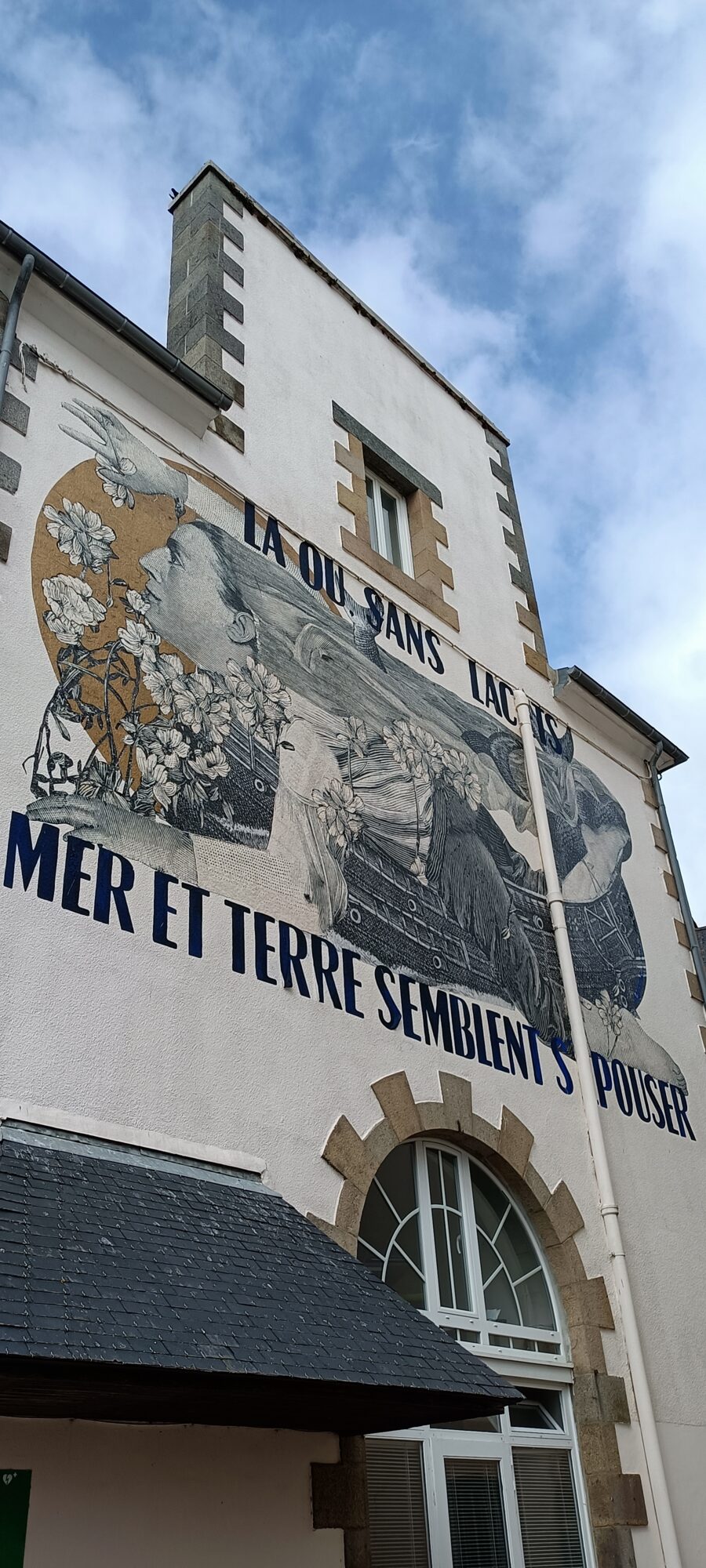 Where sea and land seem to wed — Street art in Binic-Étables-sur-Mer