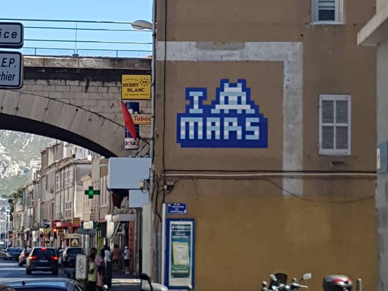 MARS_85, Space Invader de la traverse du Portugal — Street art de Invader à Marseille