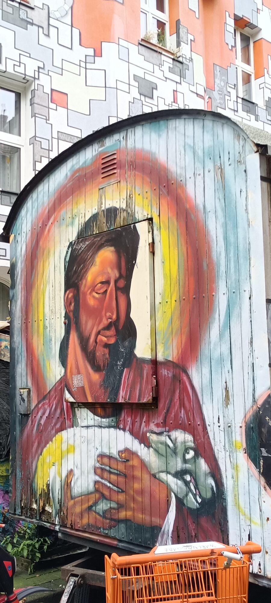 Trailer with shepherd and lamb — Street art in Düsseldorf