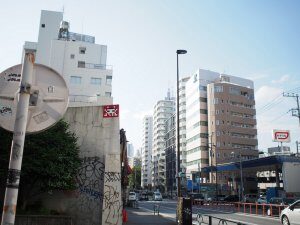 TK_135, Space Invader on Rue Meiji — Street art by Invader in Tokyo