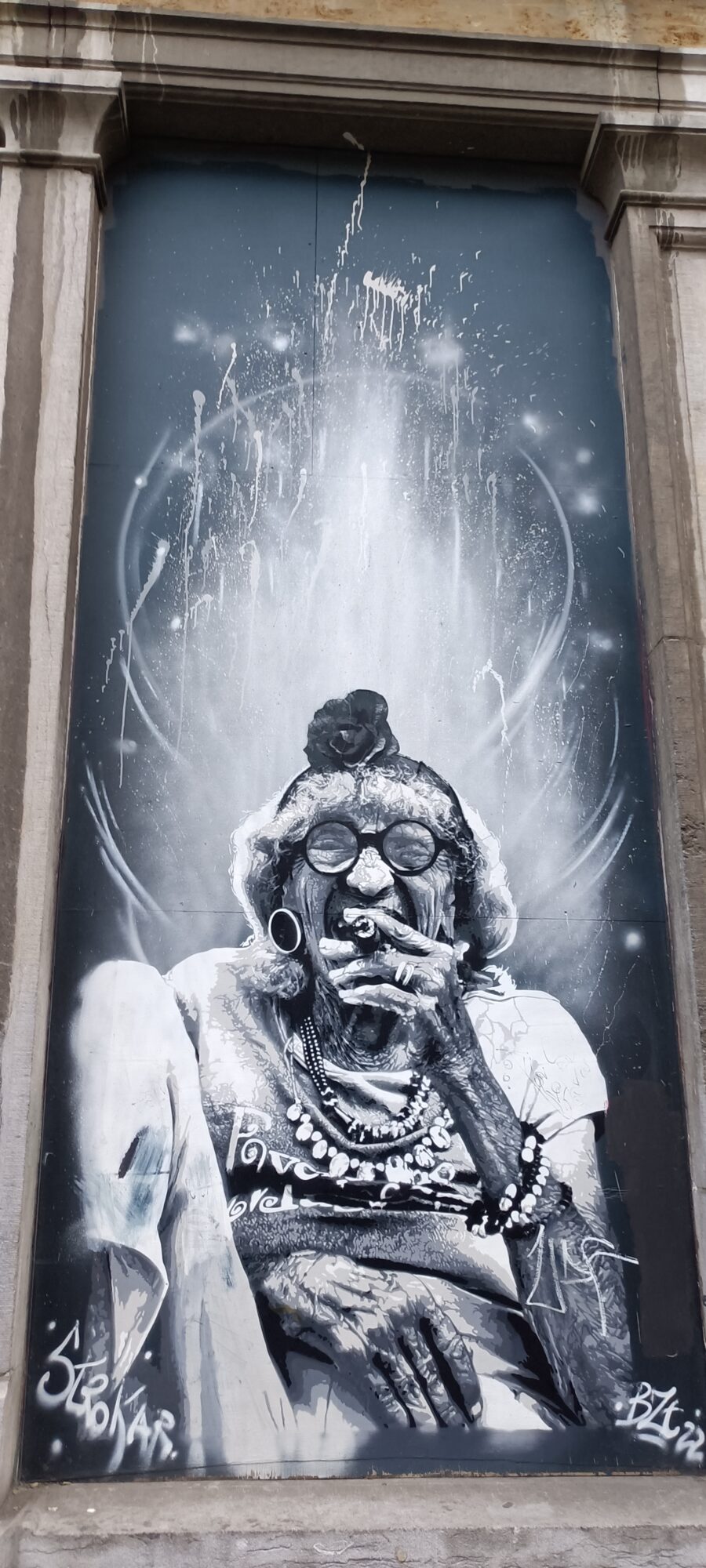 The Lady with a Cigar by Bzt22 — Street art by Bzt22 in Bruxelles
