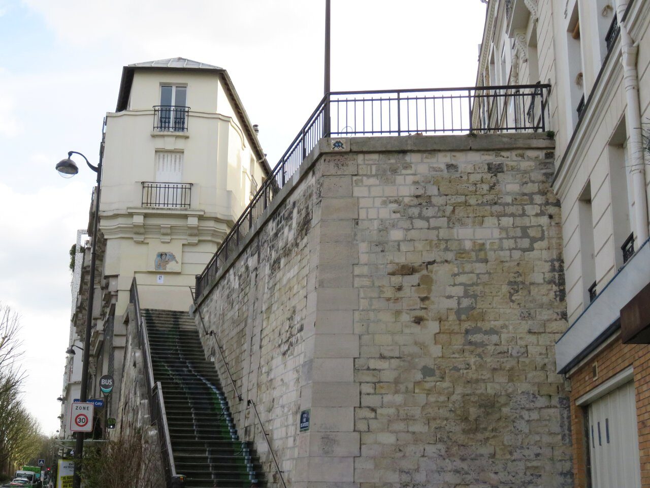 PA_316, Space Invader on 13 Rue d'Alésia — Street art by Invader in Paris