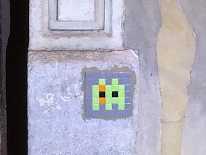 GRN_47, Space Invader on 3 Rue Génissieu — Street art by Invader in Grenoble