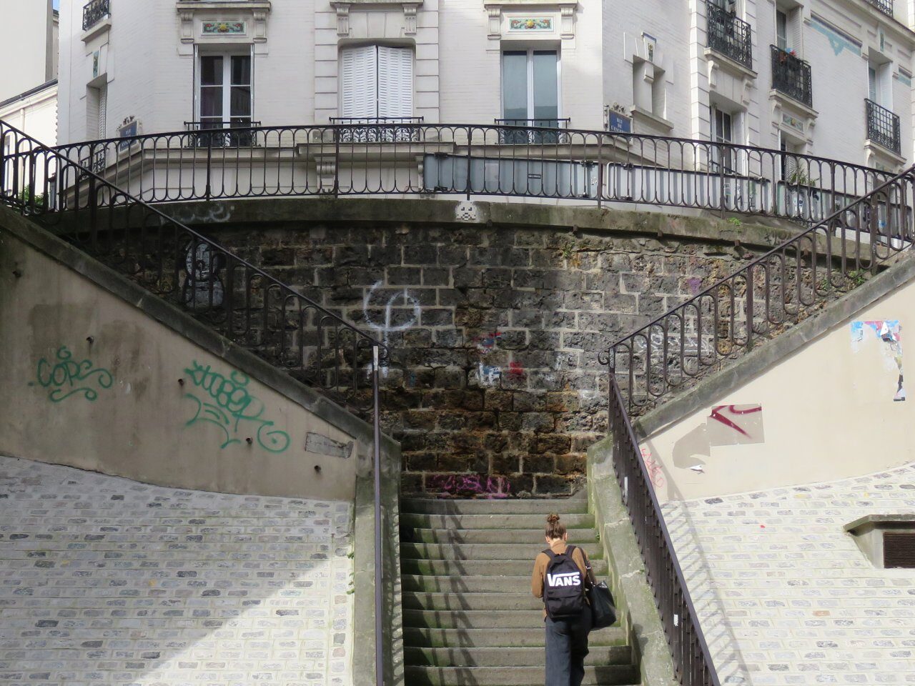 PA_302, Space Invader de la rue des Annelets — Street art de Invader à Paris