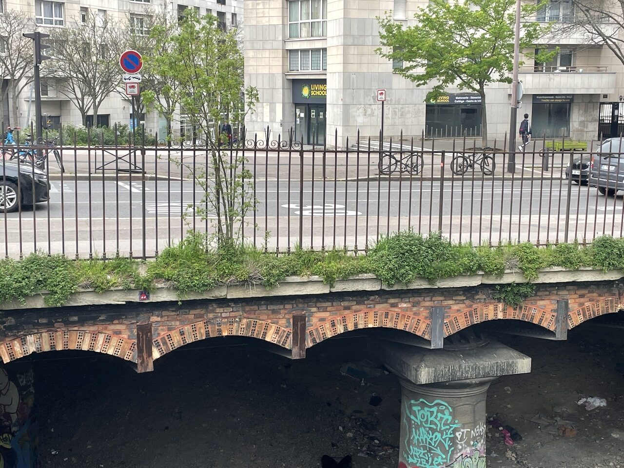 PA_438, Space Invader on Rue Manin — Street art by Invader in Paris