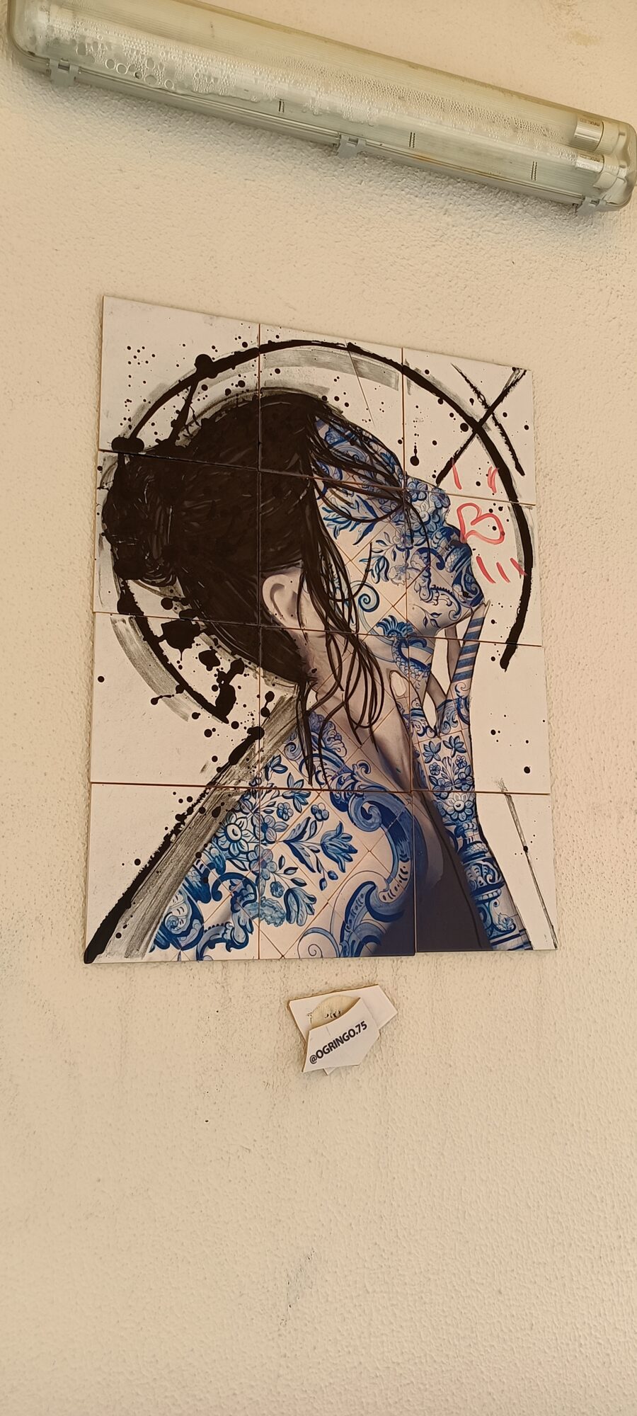 Azulejo Profile with Blue Flowers — Street art by O Gringo in Lisboa