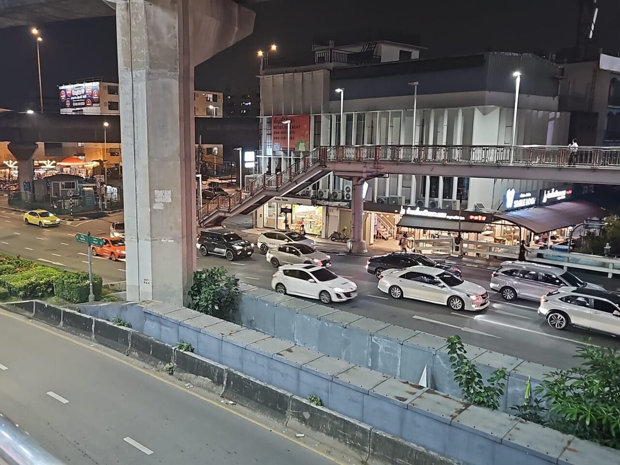 BGK_48, Space Invader on Phahon Yothin Road — Street art by Invader in Bangkok