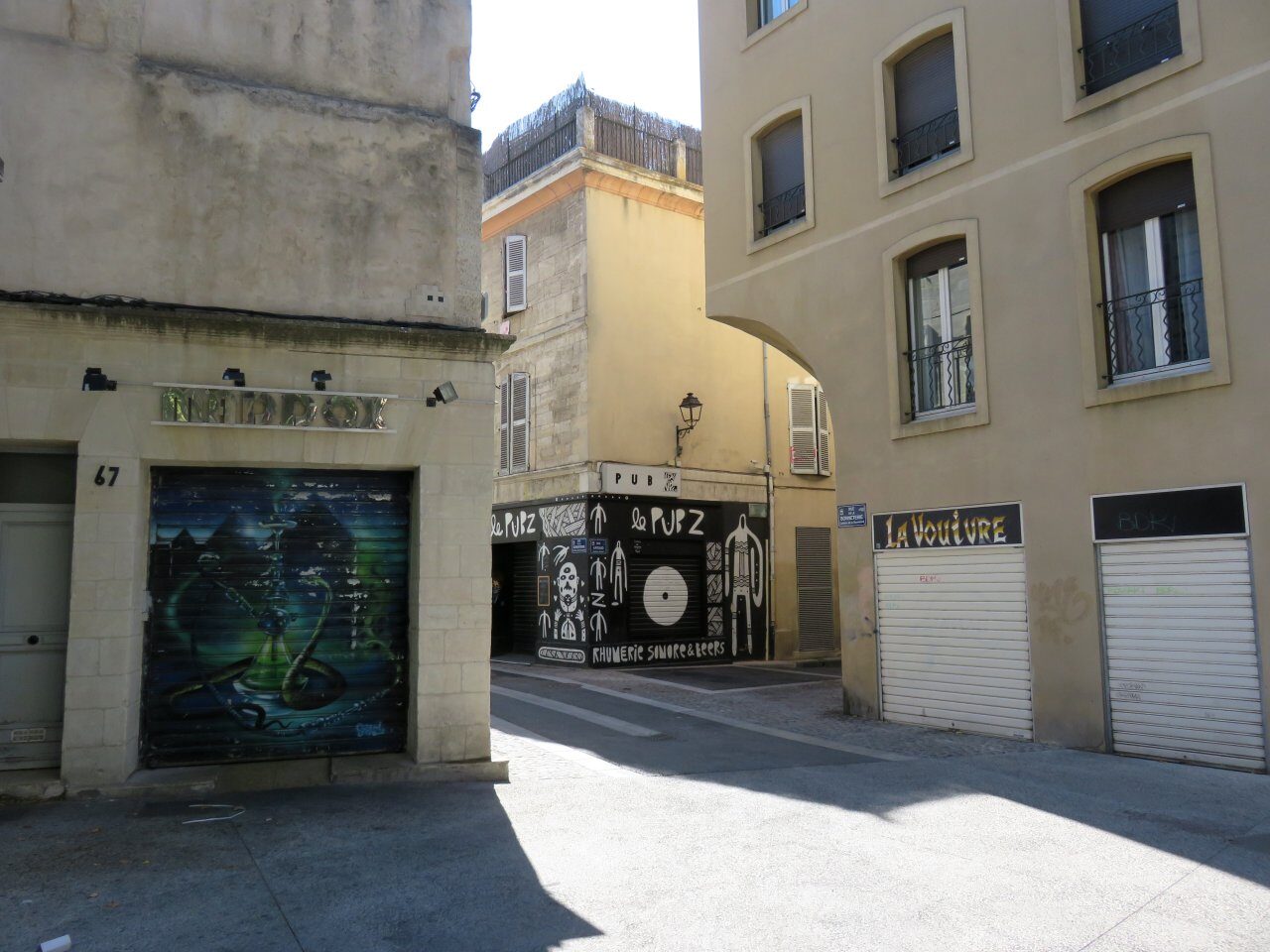 AVI_26, Space Invader de la rue de la Bonneterie — Street art de Invader à Avignon