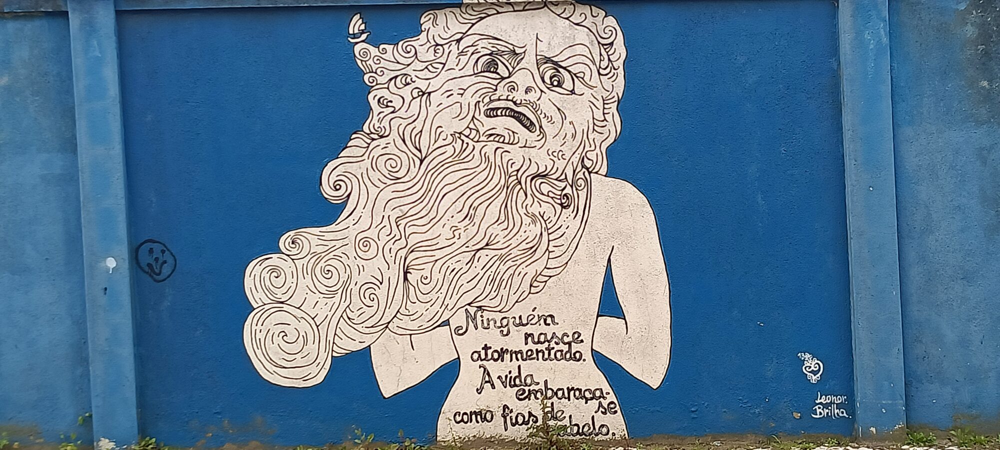 Nobody is born tormented — Street art in Lisboa