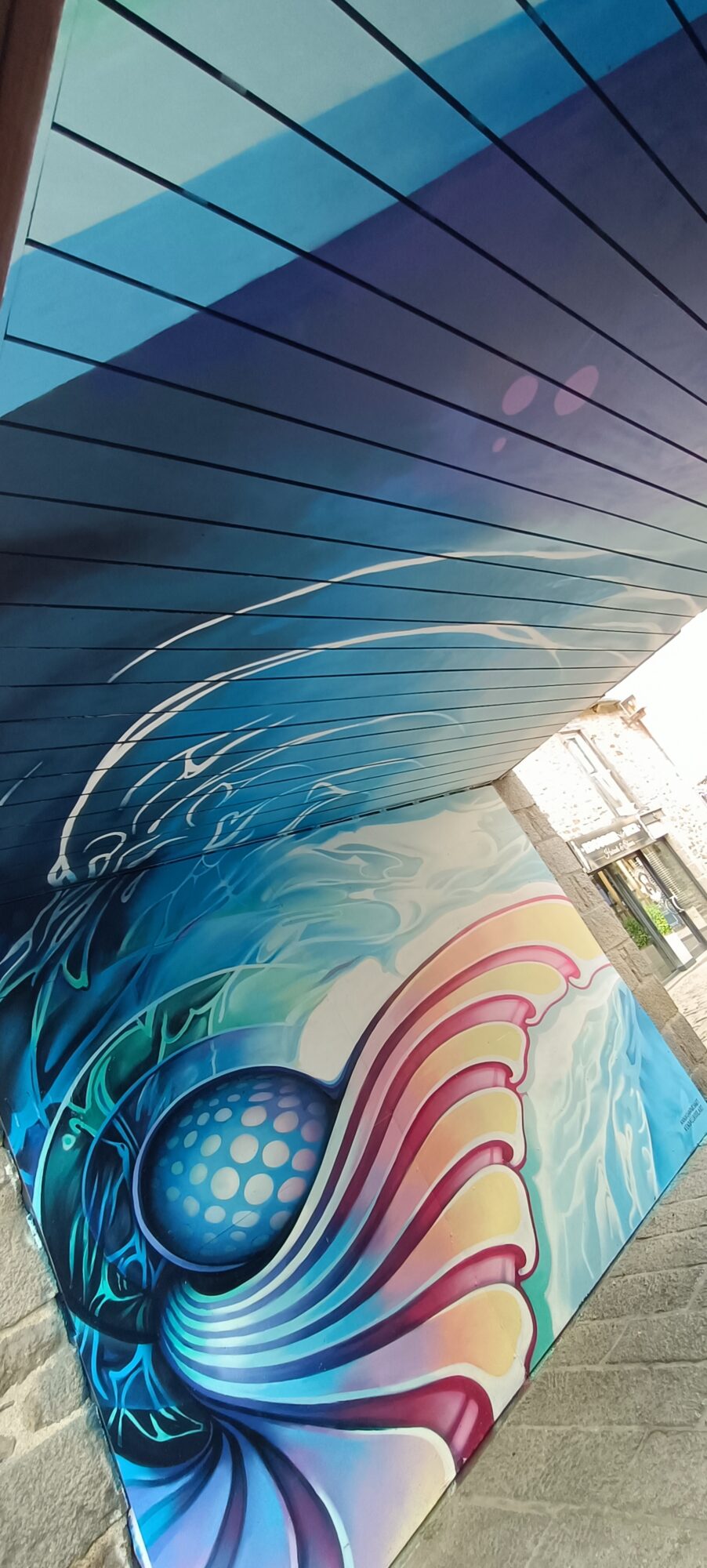 Circular sea, by Anna Charney and Kendall Rose Kippley — Street art by Anna Charney, Kendall Rose Kippley in Saint-Brieuc