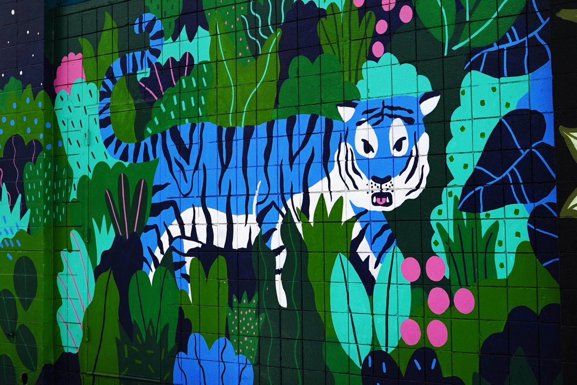 Blue Tiger — Street art by Kim Sielbeck in Honolulu
