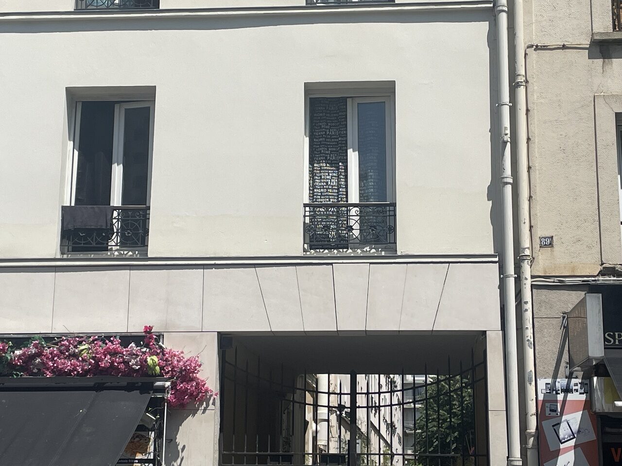 PA_982, Space Invader de la rue de Reuilly — Street art de Invader à Paris