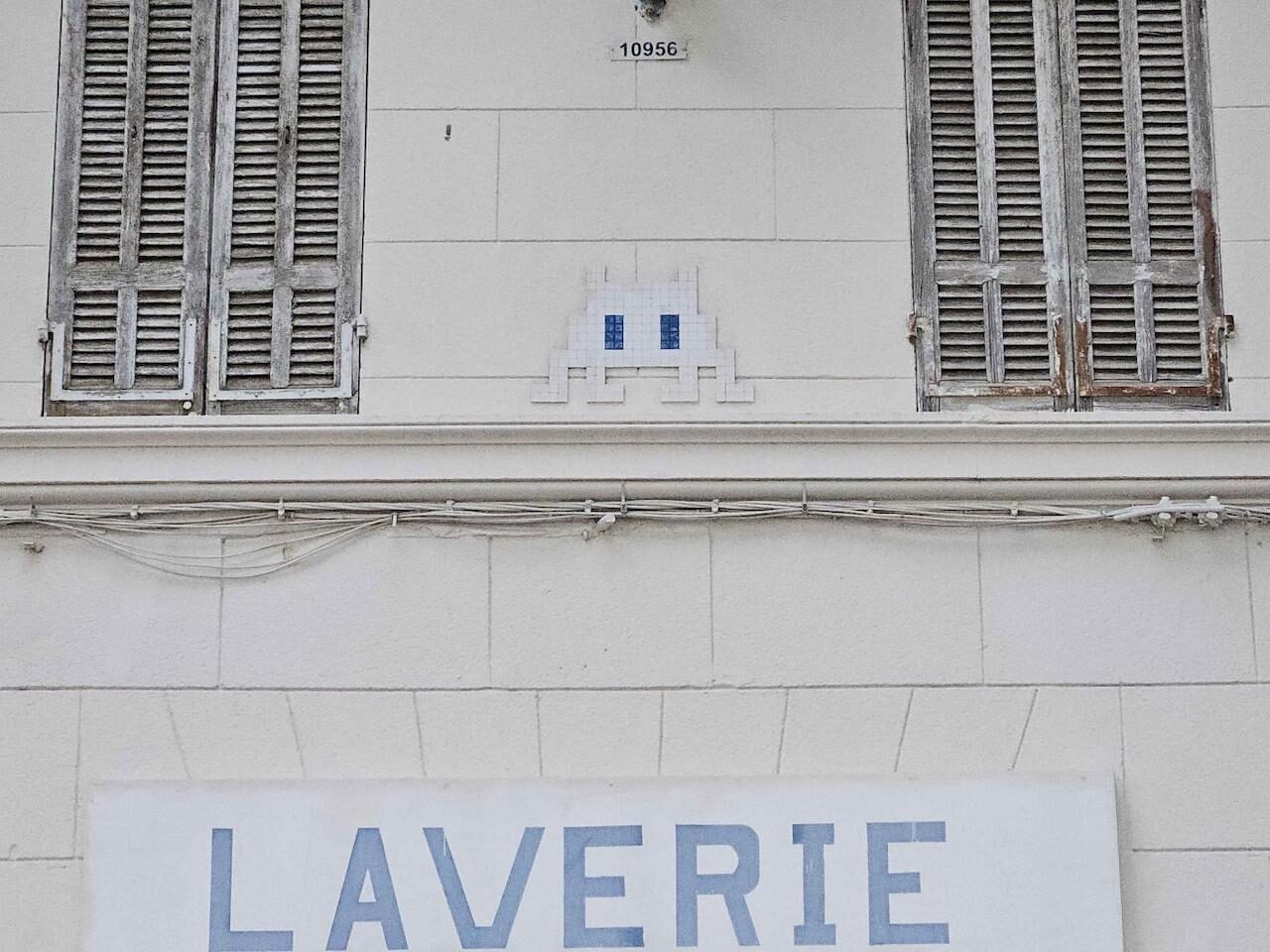 MARS_17, Space Invader de l'impasse Narcisse — Street art de Invader à Marseille