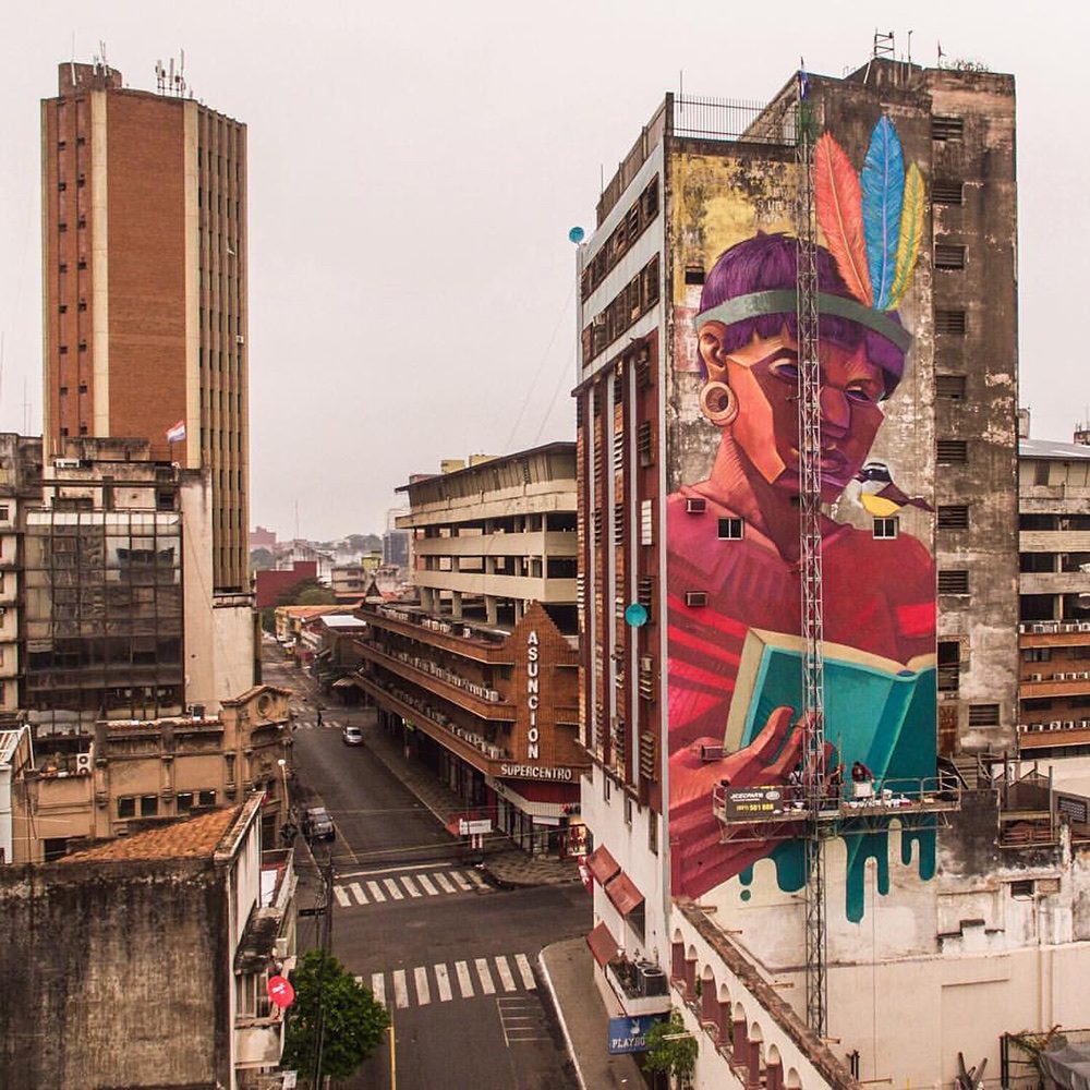 L'enfant au livre — Street art de Apitatán à Asunción