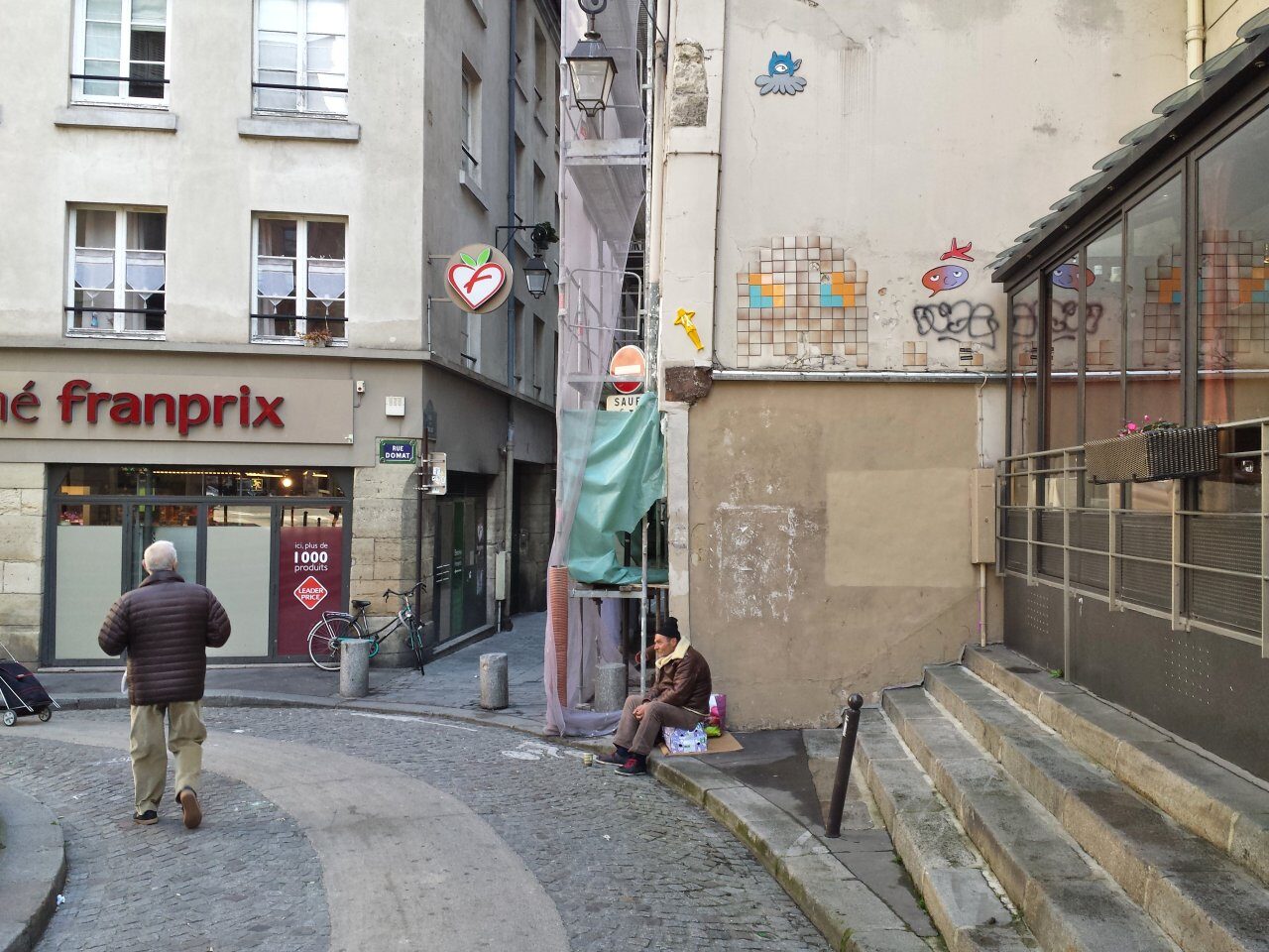 PA_528, Space Invader on Rue des Anglais — Street art by Invader, A2, Gzup in Paris