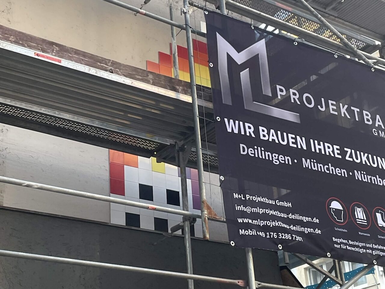 MUN_10, Space Invader de Thalkirchner Straße — Street art de Invader à München