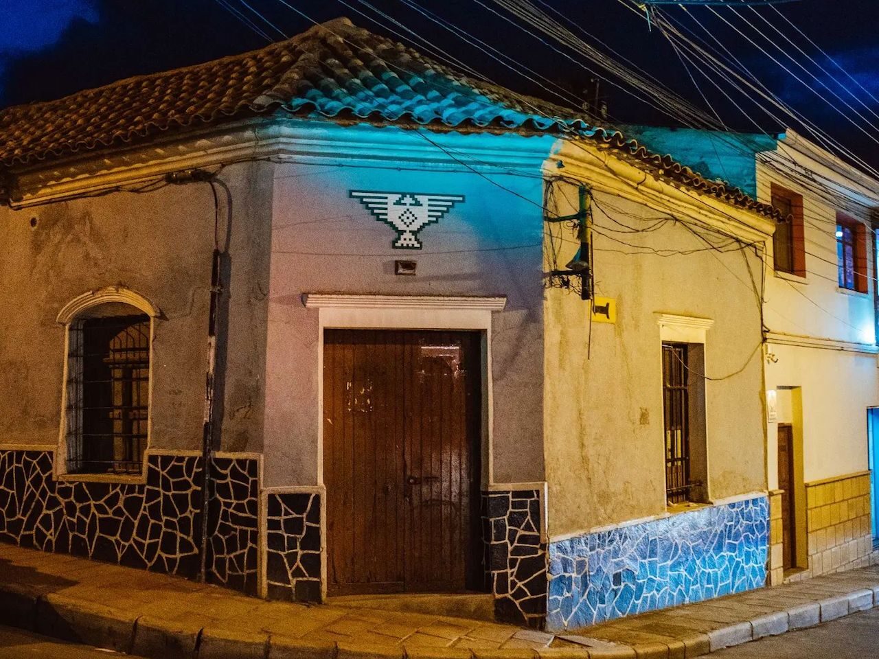 POTI_39, Space Invader de Calle Bolivar — Street art de Invader à Potosí