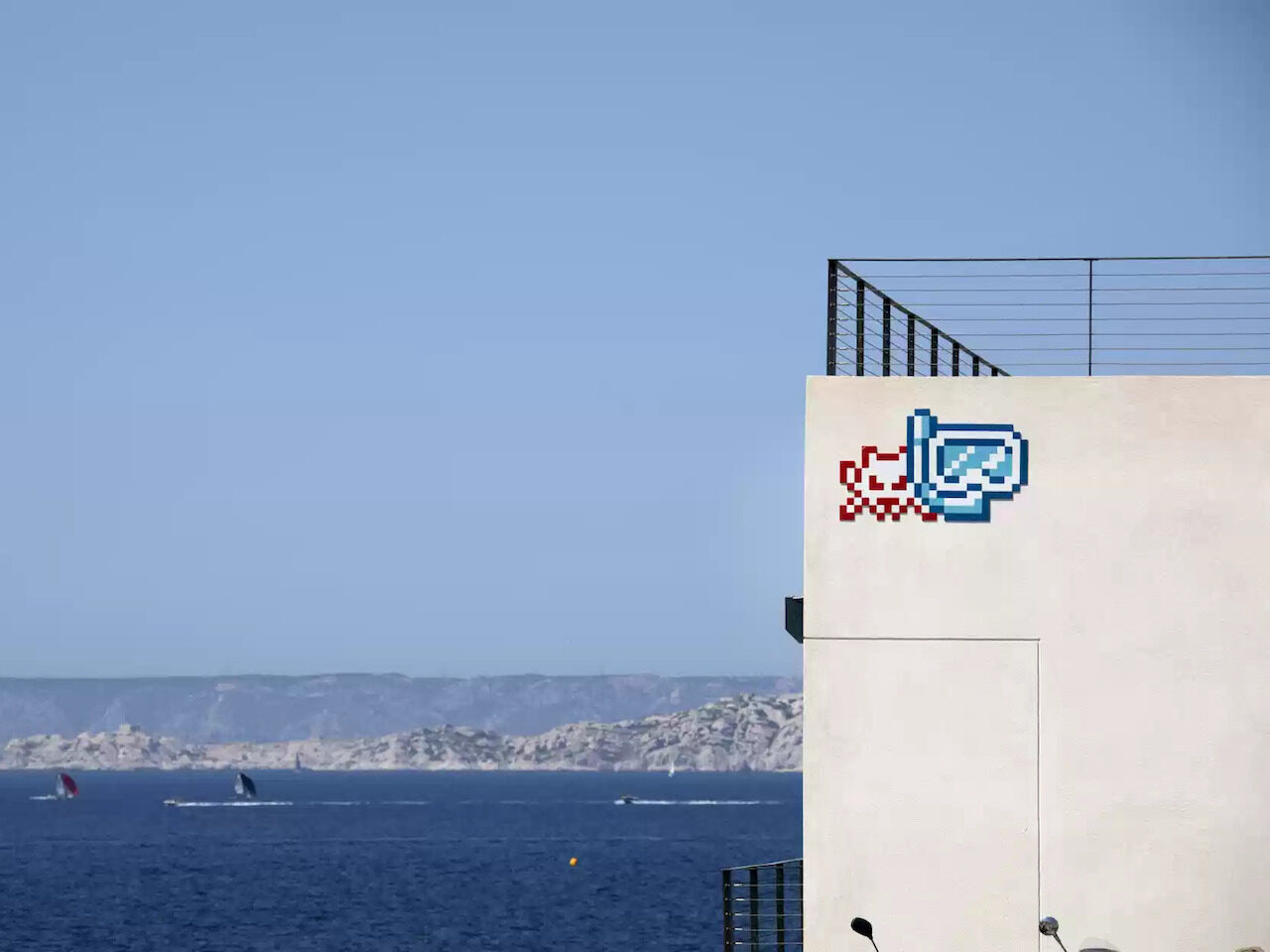 MARS_50, Space Invader du boulevard Alexandre Delabre — Street art de Invader à Marseille