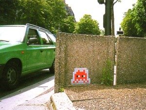 PA_54, Space Invader de l'avenue des Gobelins — Street art de Invader à Paris