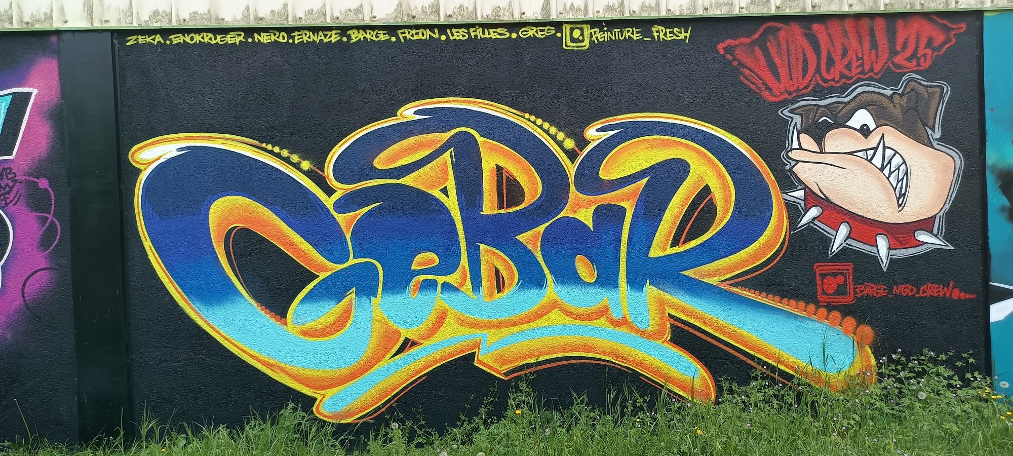 Cebar et le bouledogue — Street art à Sainte-Luce-sur-Loire