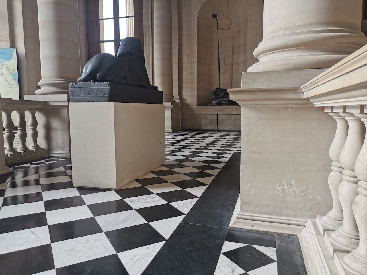 PA_140, Space Invader in the Egyptian Antiquities — Street art by Invader in Paris