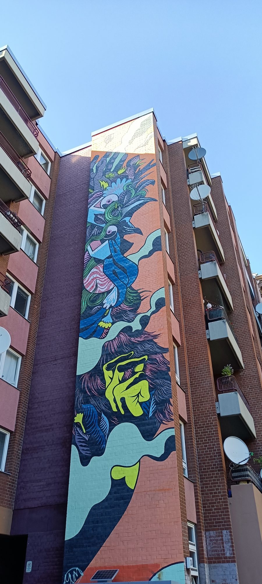 Psychedelic Totem by Bicicleta Sem Freio — Street art by Bicicleta Sem Freio in Berlin