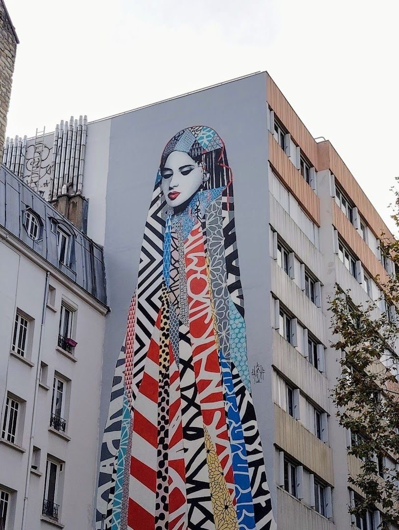 Geisha-02 — Street art by Hush in Paris