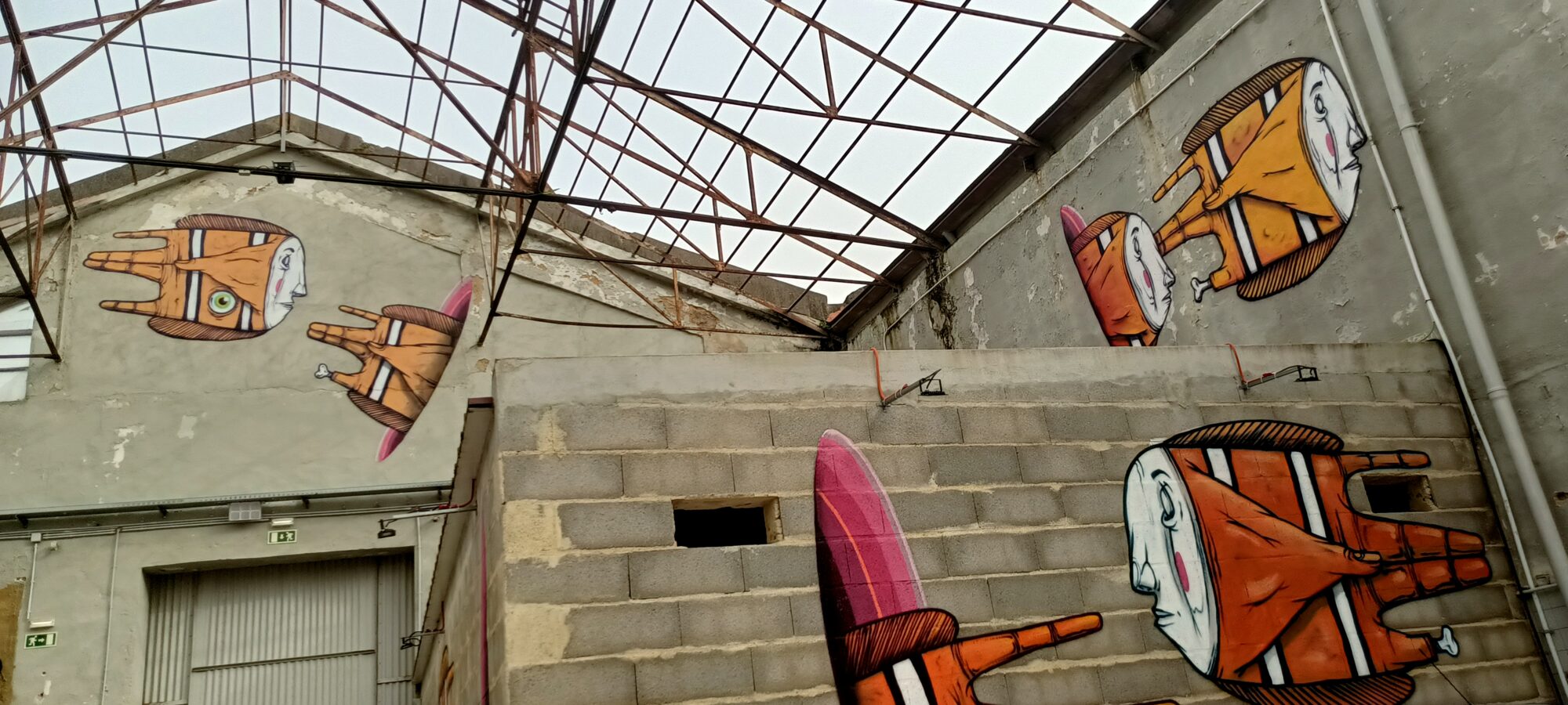 Gonçalo MAR's Fish in the Roofless Hall — Street art by Gonçalo MAR in Lisboa