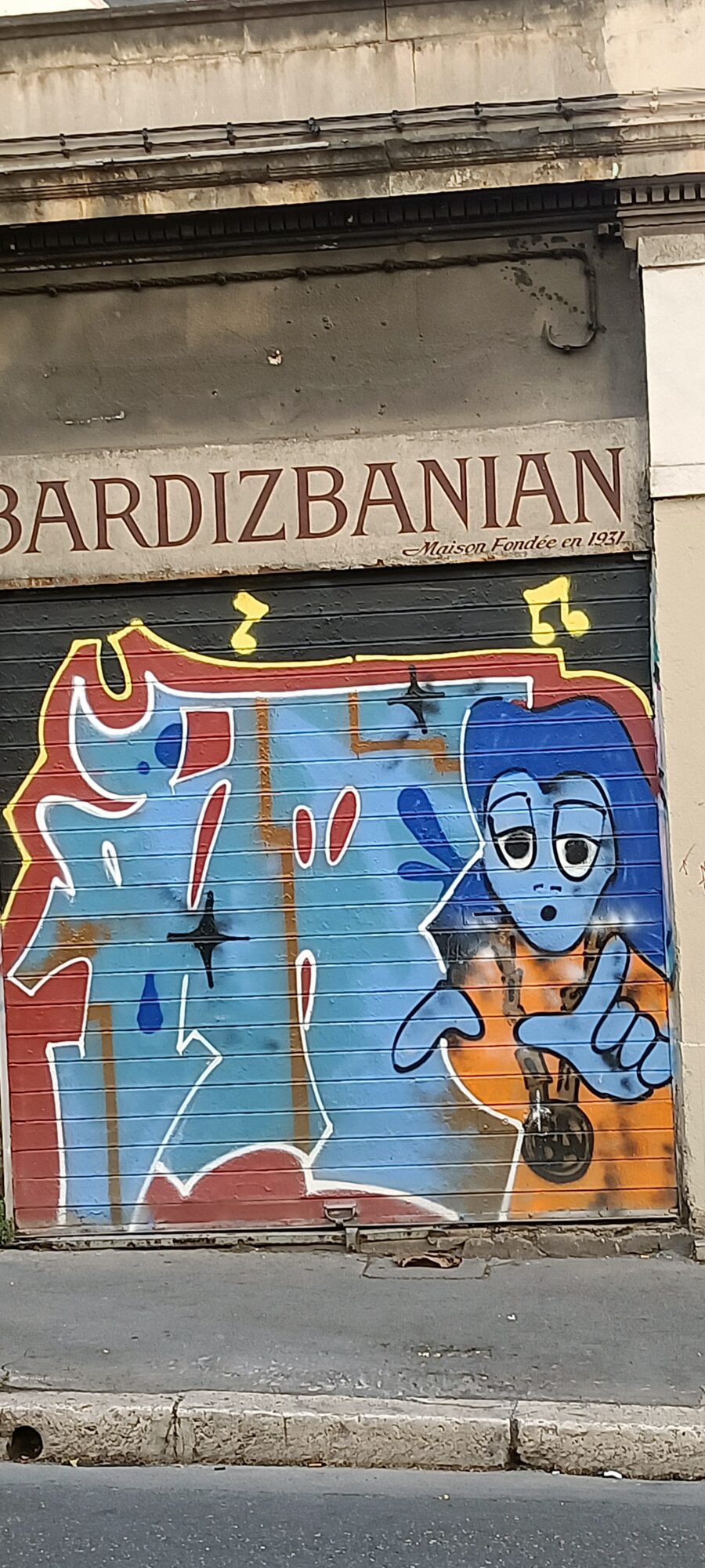 Personnage bleu à la bombe, Bardizbanian — Street art à Marseille