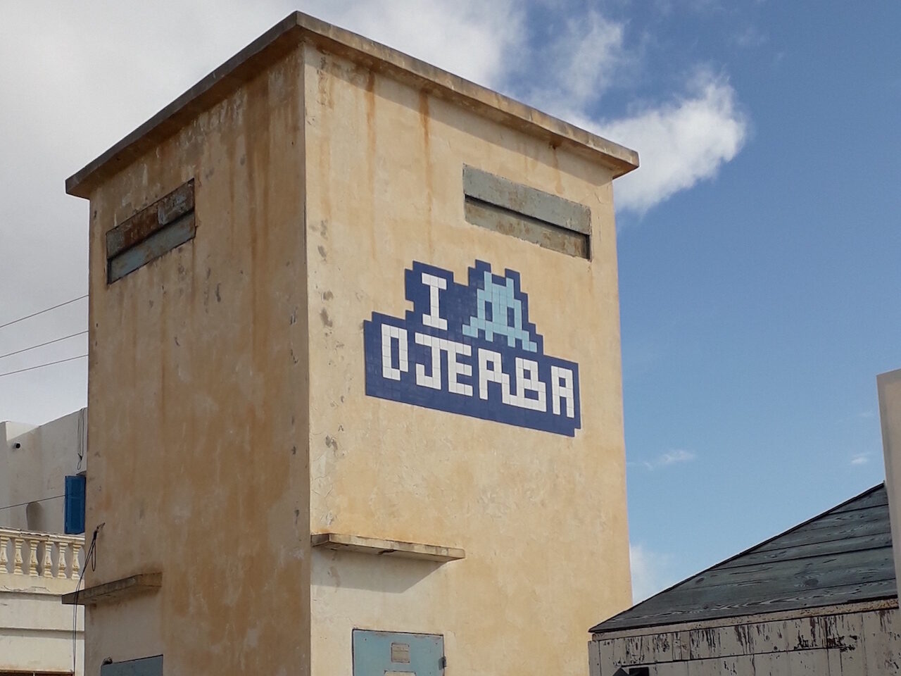DJBA_20, Space Invader in Ajim — Street art by Invader in Ajim