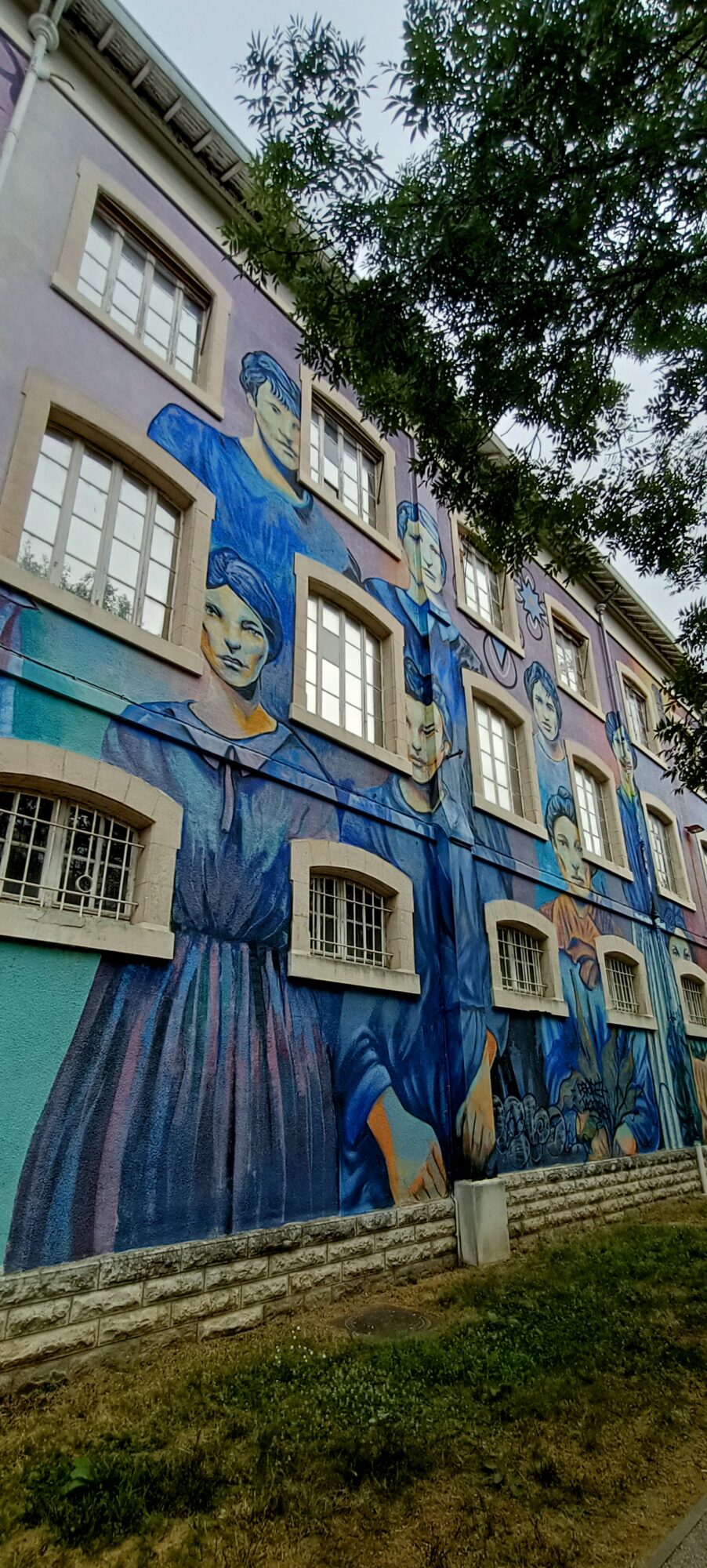 Les Manufacturières par Heol Art — Street art de Heol Art à Le Mans