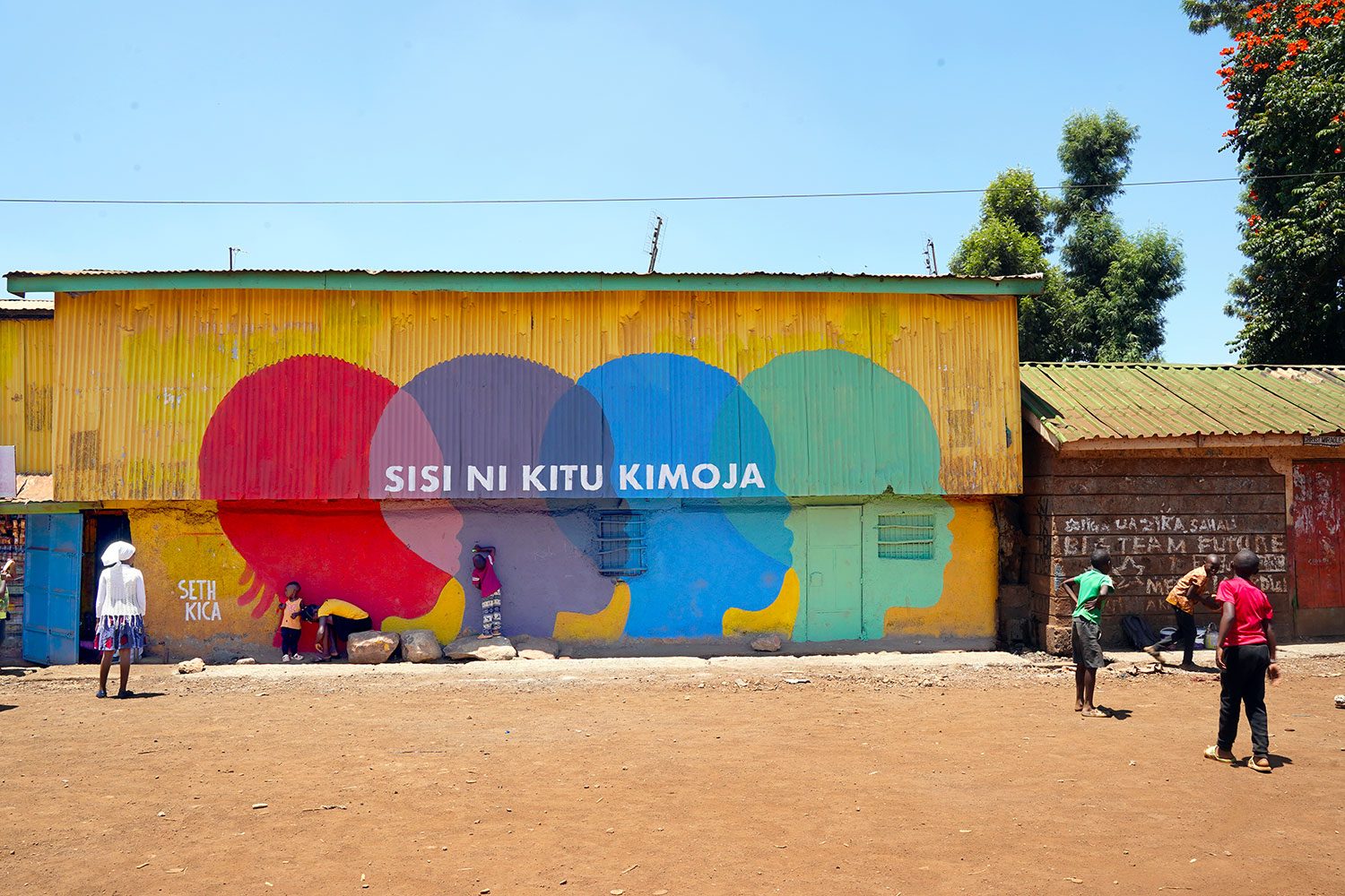 Sisi Ni Kitu Kimoja — Street art de Seth à Nairobi