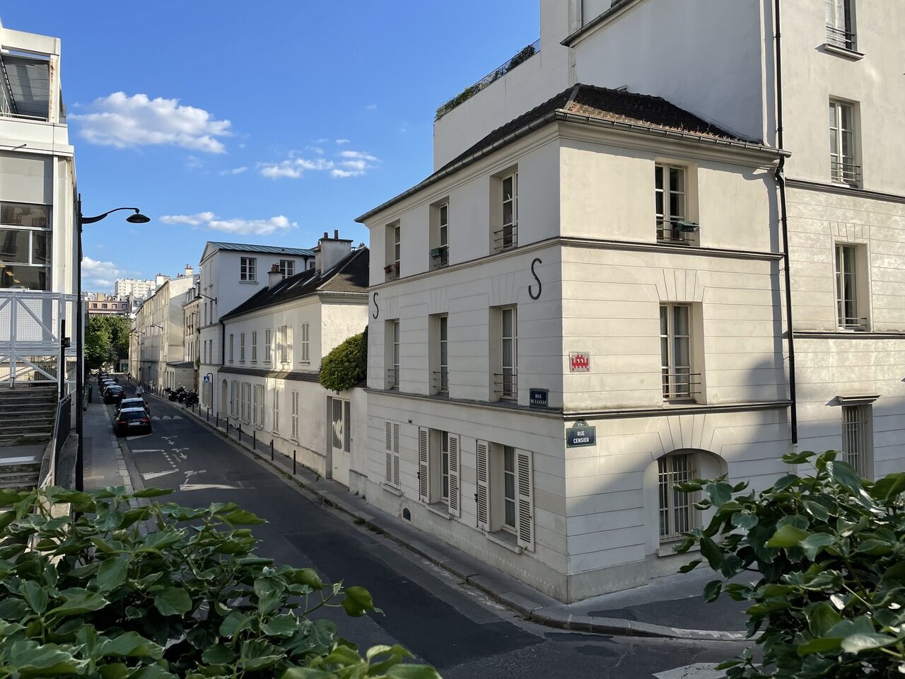 PA_502, Space Invader on 29 Rue Censier — Street art by Invader in Paris